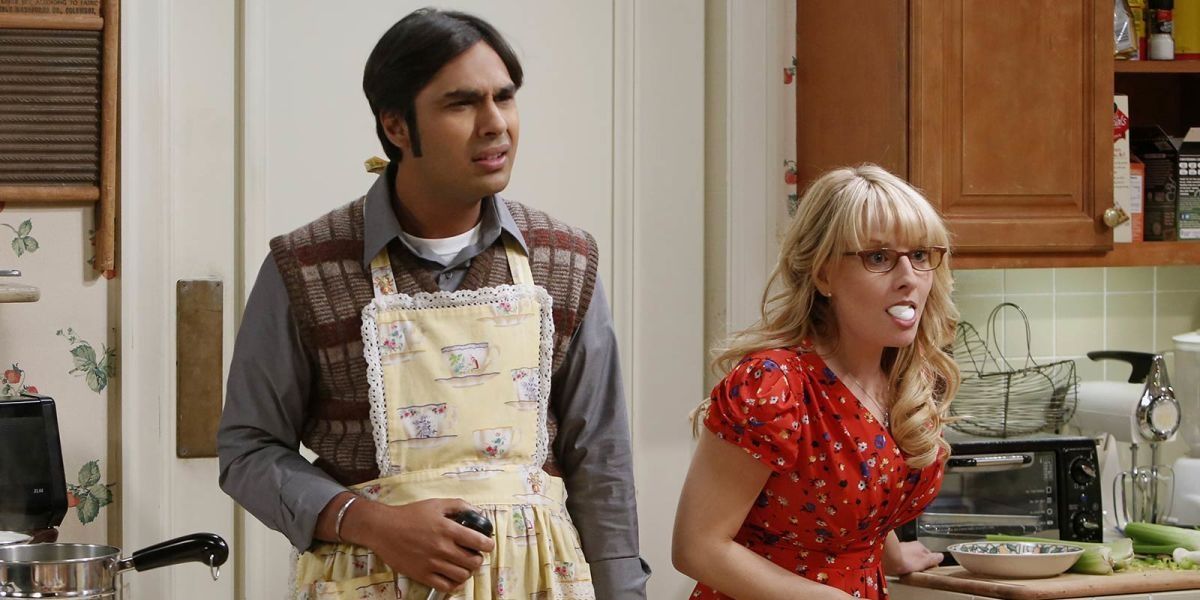 Raj e Bernadette fazendo o jantar em The Big Bang Theory