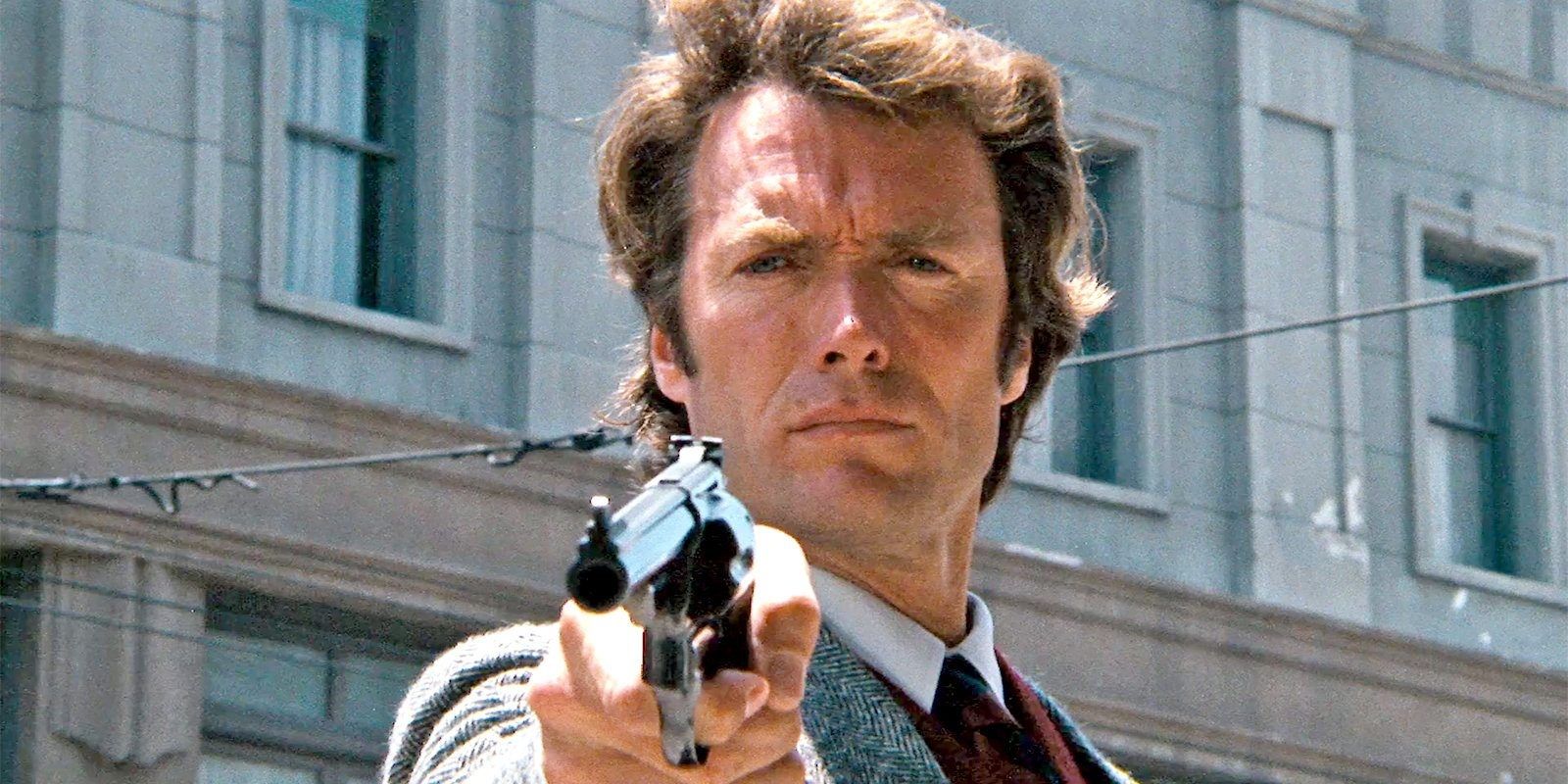 Harry Callahan (Clint Eastwood) pointing a gun in Dirty Harry