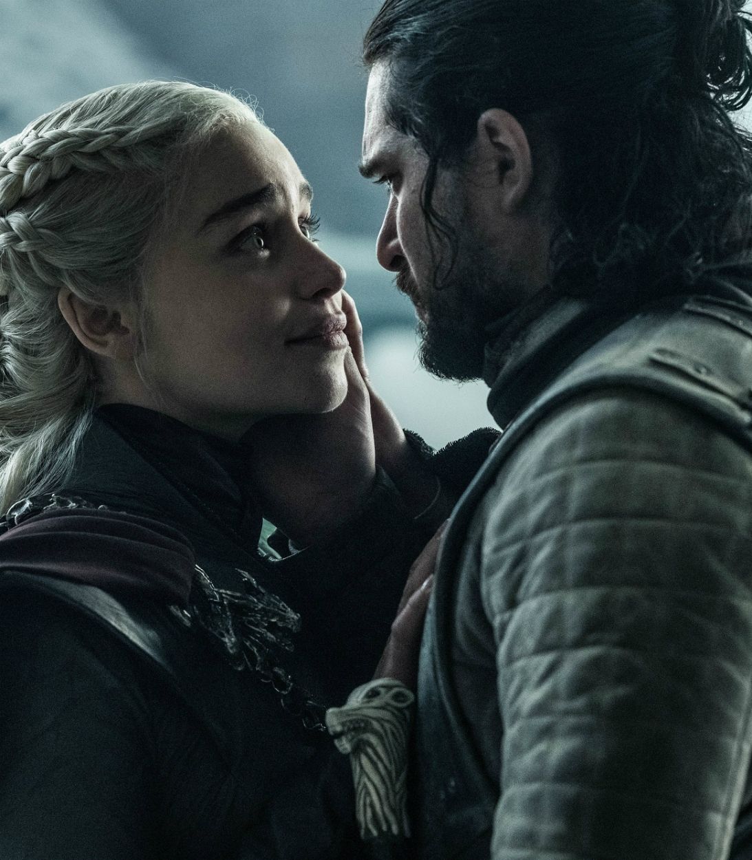 Daenerys Targaryen and Jon Snow in Game of Thrones Vertical