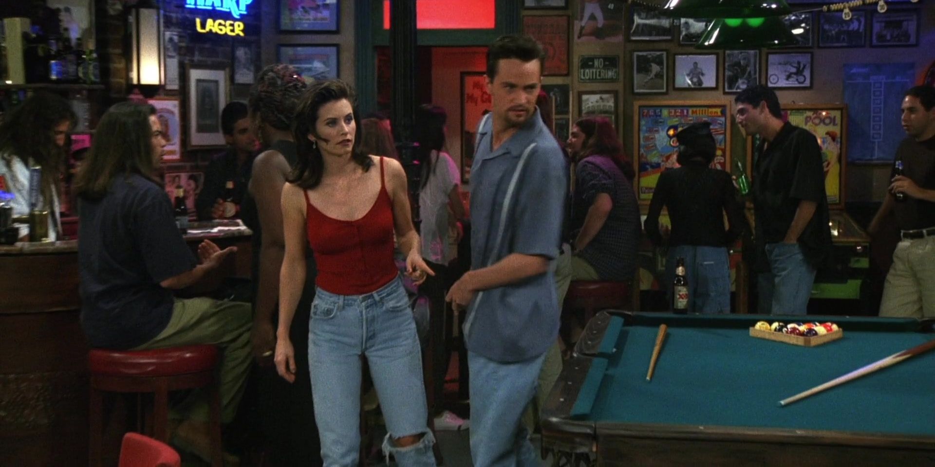 Friends 10 Most Memorable Scenes In Central Perk