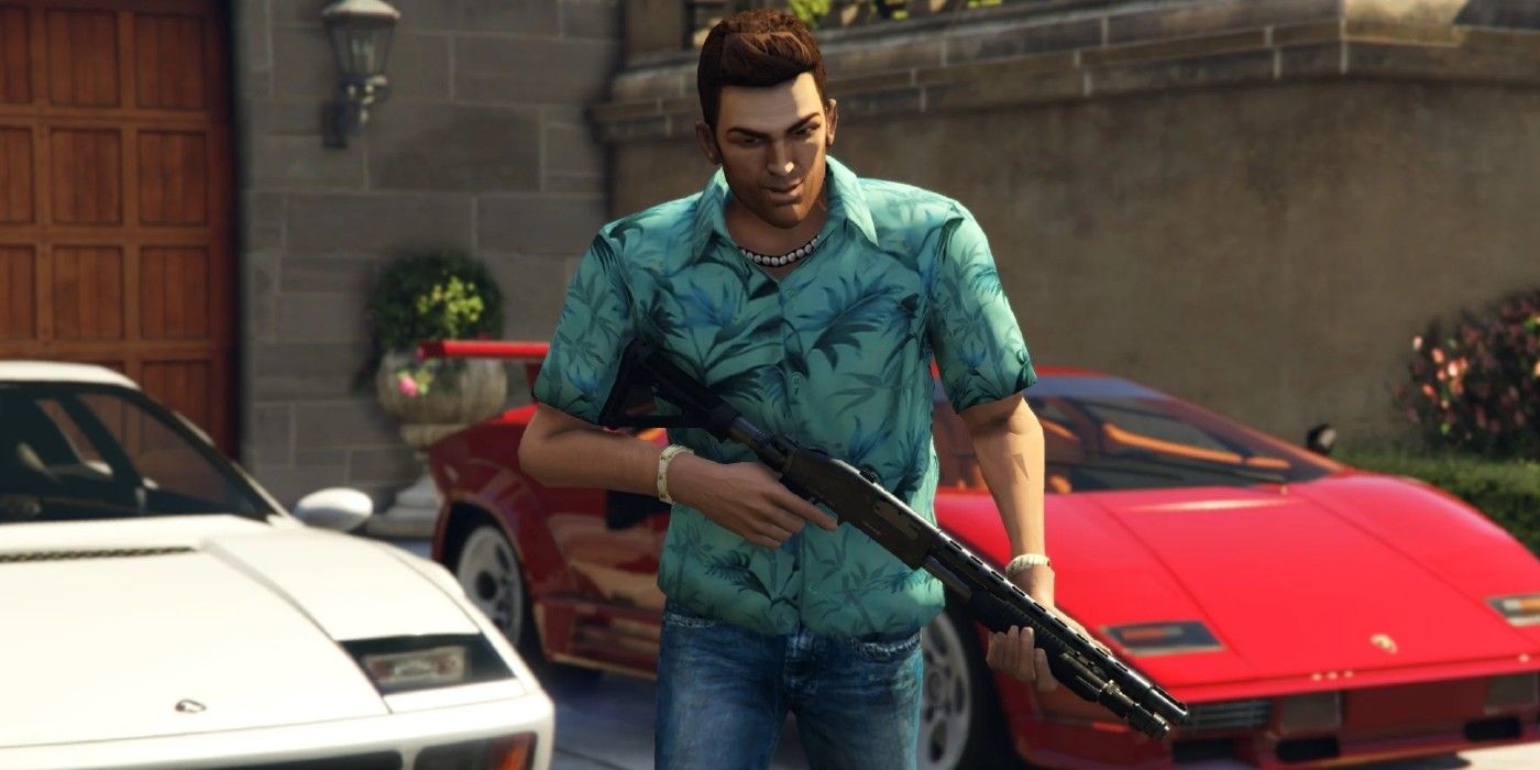 Tommy Vercetti segurando uma arma em Grand Theft Auto com 2 carros chiques ao fundo