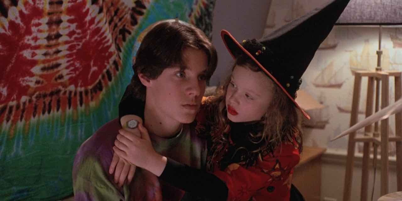 Max holds Dani at home on Hocus Pocus