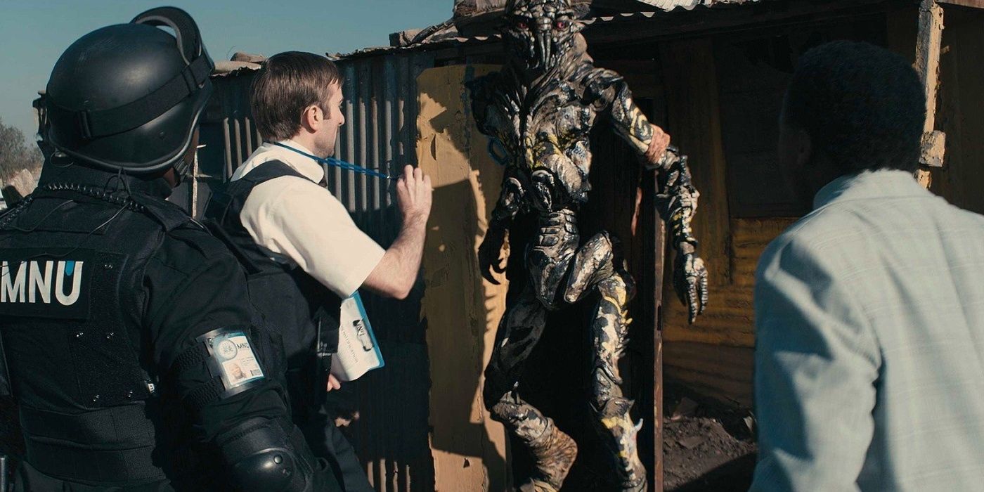 police attacking alien district 9