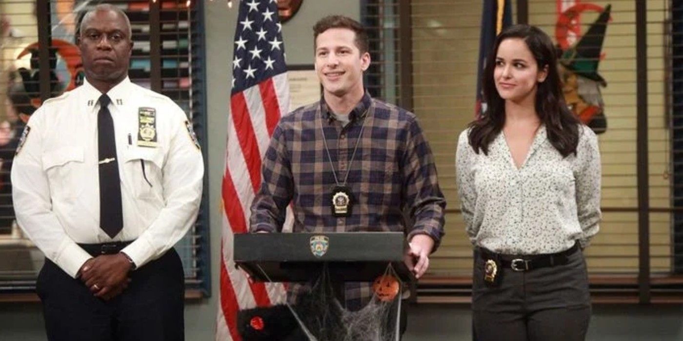 Jake gives a speech with Holt and Amy