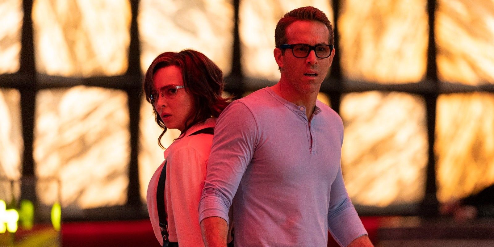 Jodie Comer and Ryan Reynolds in Free Guy
