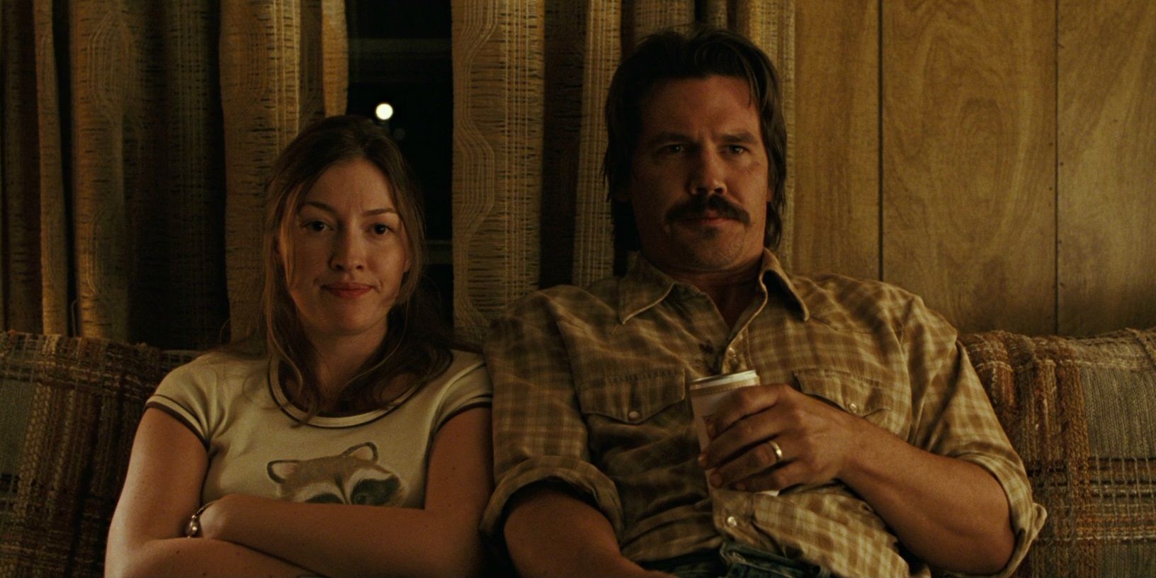 Josh Brolin and Kelly Macdonald in No Country for Old Men
