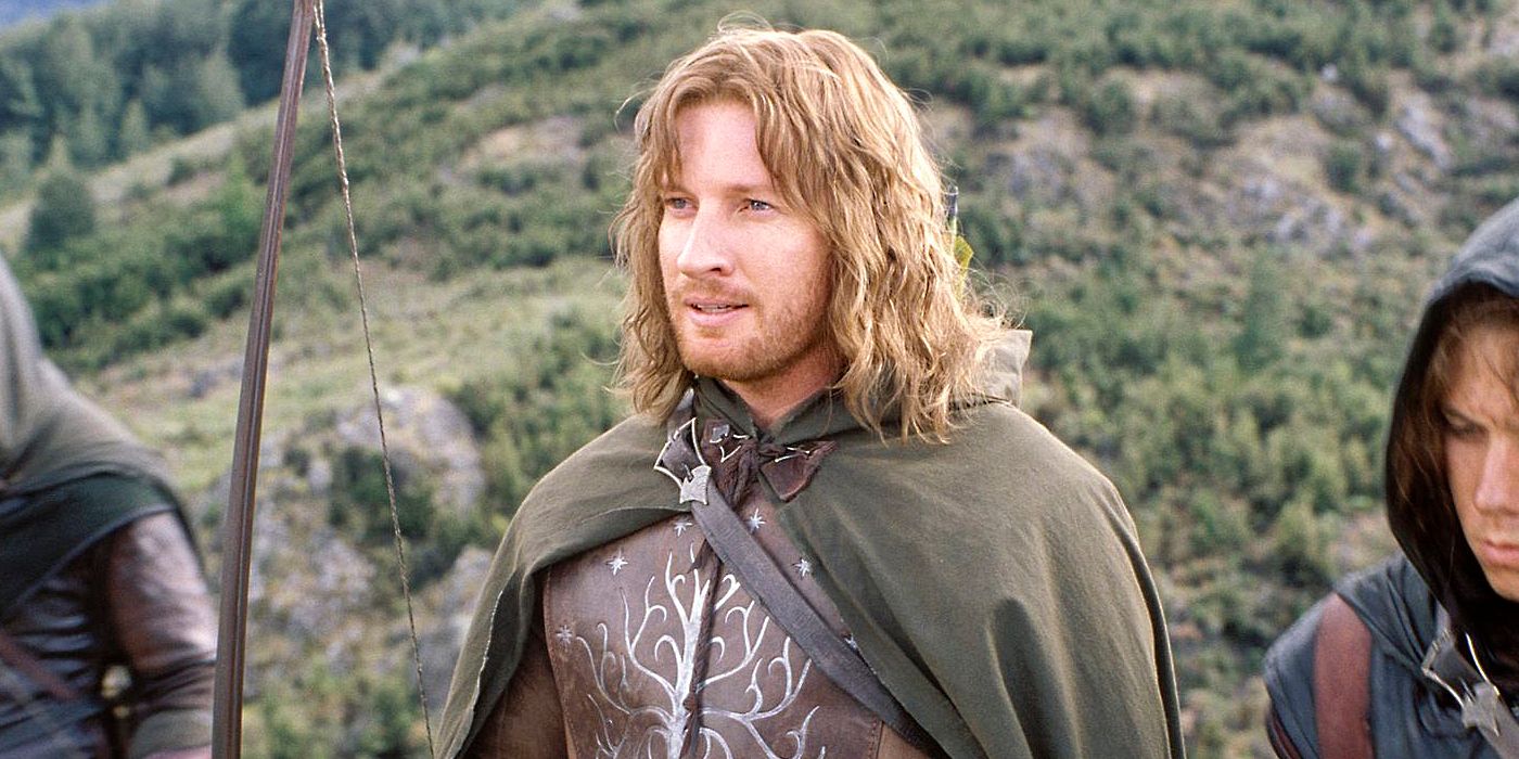 Faramir looking to the distance in Lord of the Rings