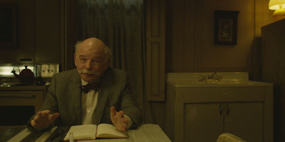 Wallace Shawn as Mr.Williams interrogating Tyrell in Mr.Robot 