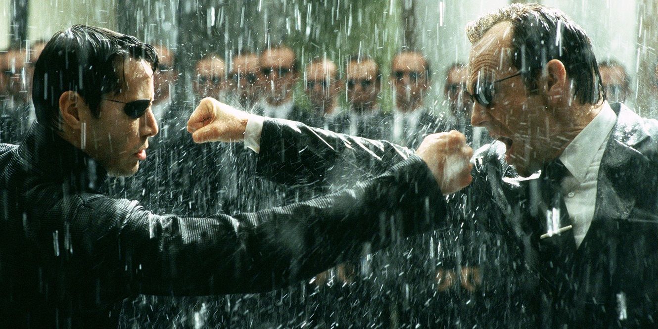 Neo battles Agent Smith in the rain in The Matrix Revolutions