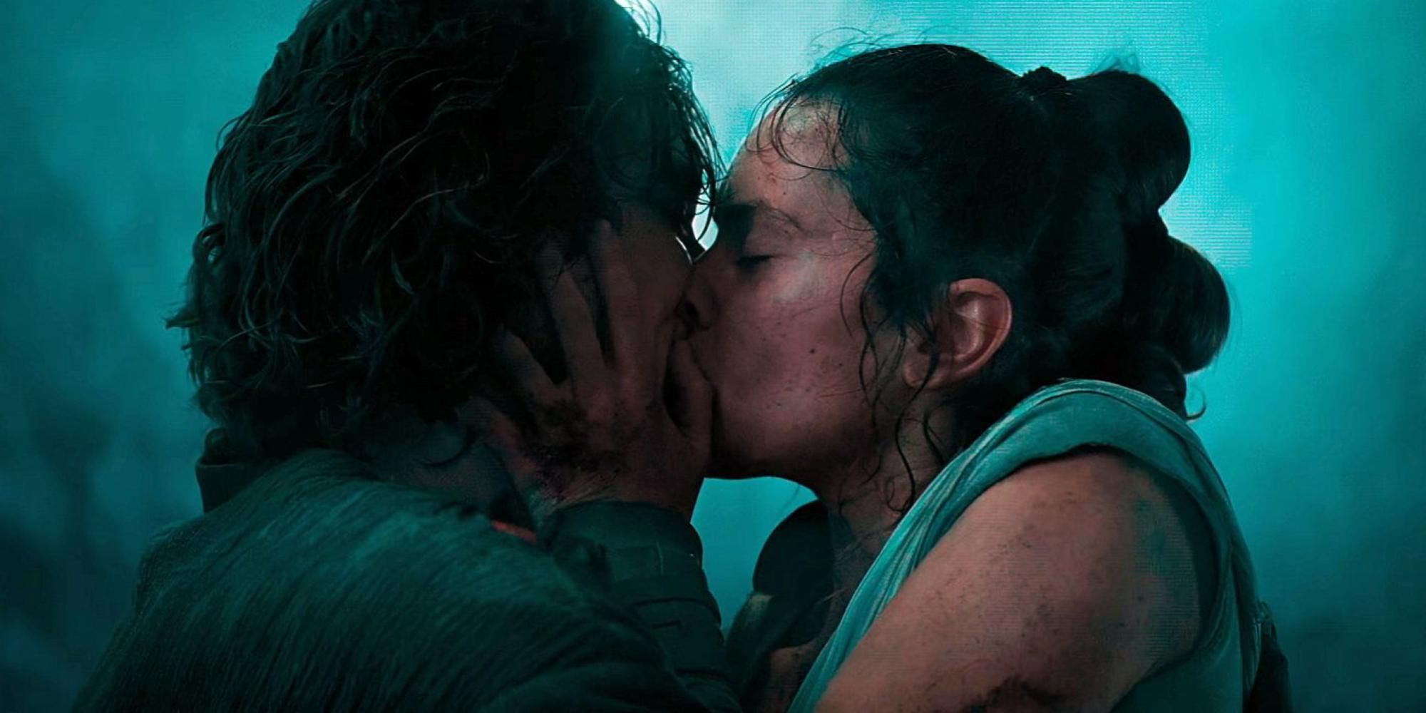 Rey and Kylo Ren share a kiss in Star Wars: The Rise of Skywalker