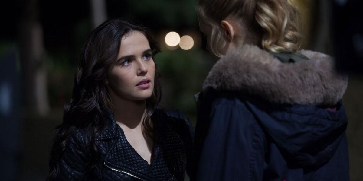 Zoey Deutch as Rose in Vampire Academy