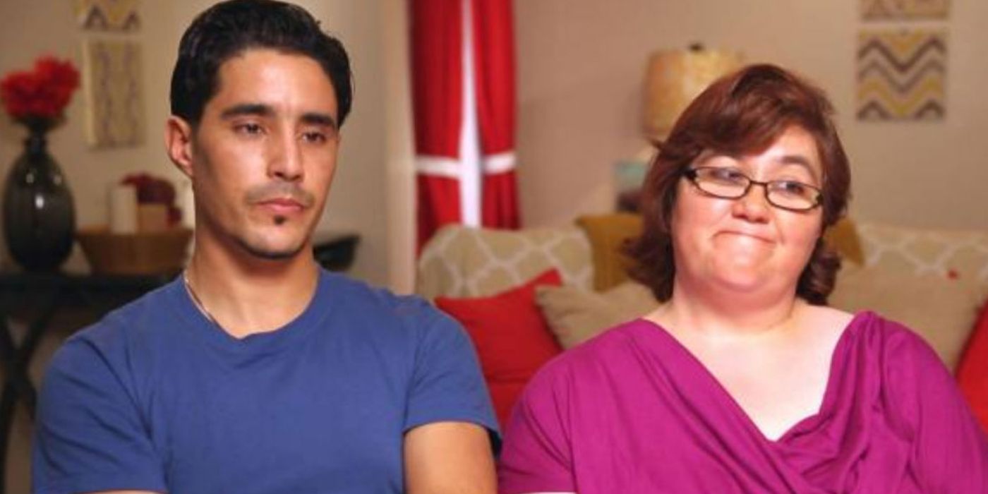 Danielle Mullins and Mohamed Jbali talking to the camera in 90 Day Fiancé