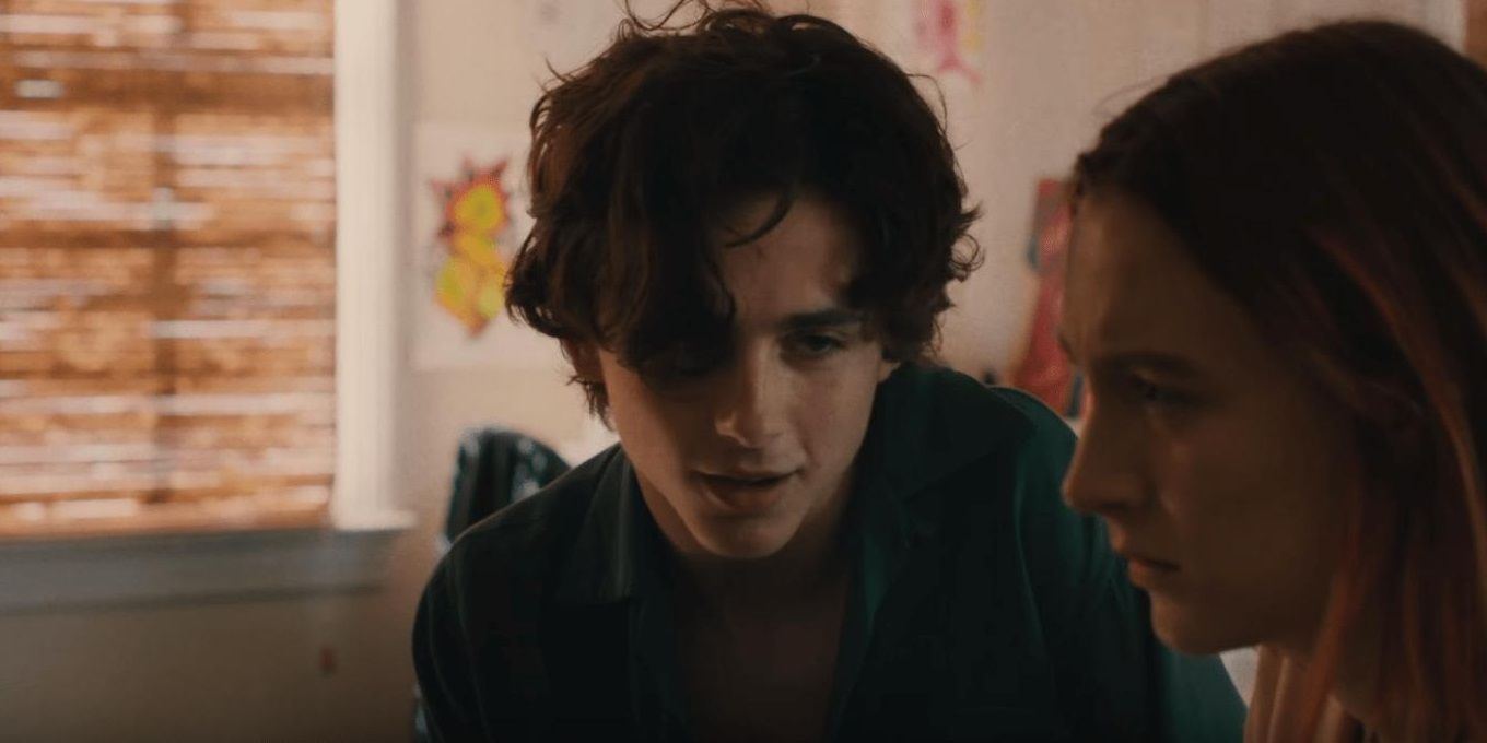 Saoirse Ronan and Timothee Chalamet in Lady Bird