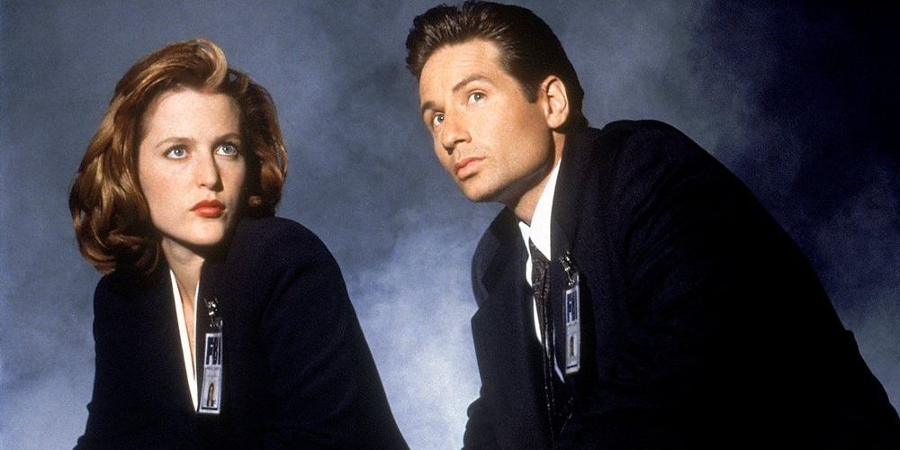 The X-Files' FBI Agents Scully and Mulder in promo shot