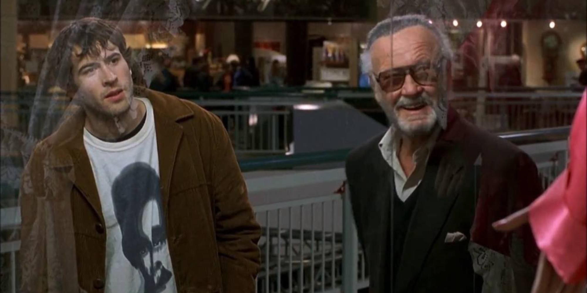 Stan Lee e Jason Lee em Mallrats
