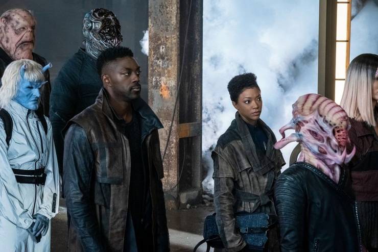 star trek discovery season 3 episode 1 images reveal new aliens