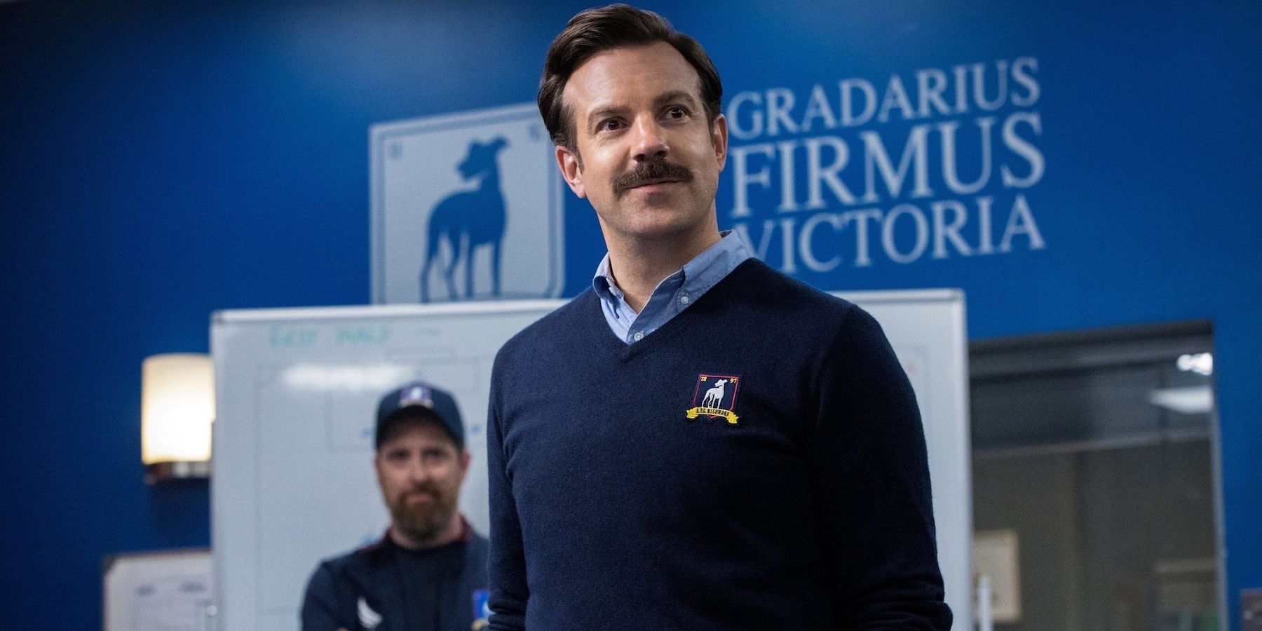 5 Reasons Why Ted Lasso Was The Best New Show Of 2020 (& 5 Why It Was Never Have I Ever)