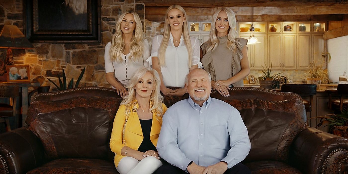 Where The Bradshaw Bunch Is Filmed (& Fun Facts About Terry Bradshaw)