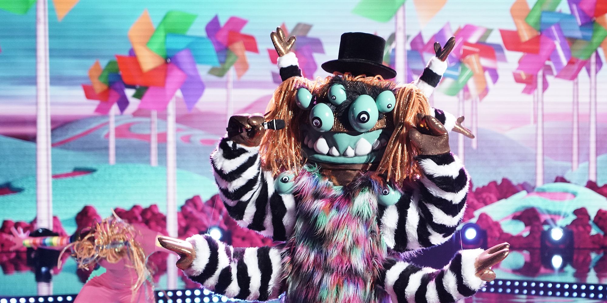 The Masked Singer Who Is Squiggly Monster Screen Rant
