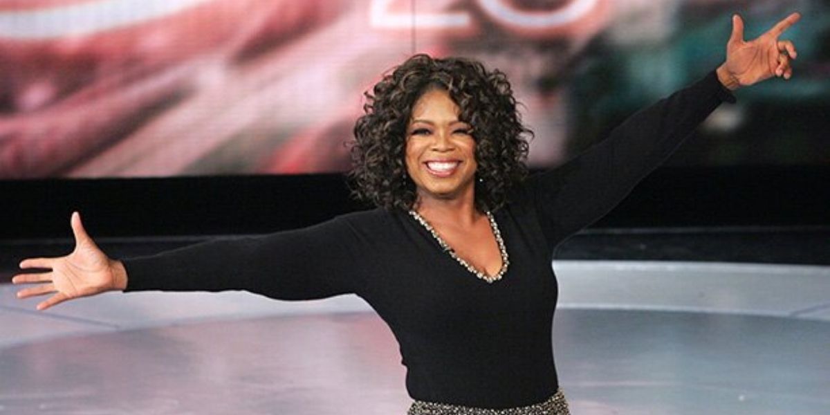 Oprah on set of her talk show The Oprah Winfrey Show