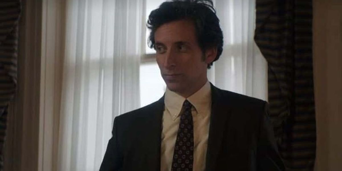 Ben Shenkman as Leonard Weinglass