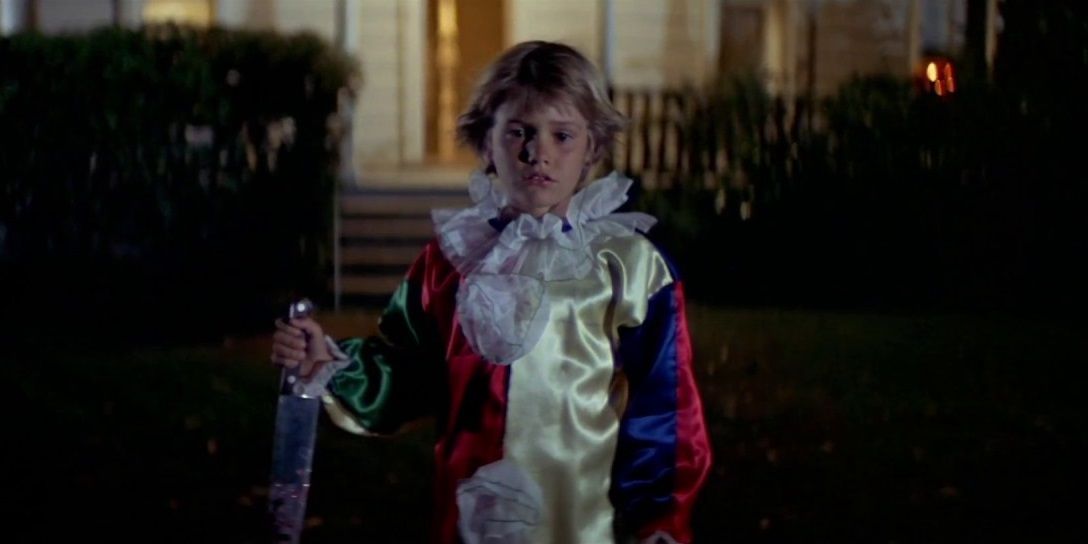 Young Michael holding a knife in the opening scene of Halloween 1978
