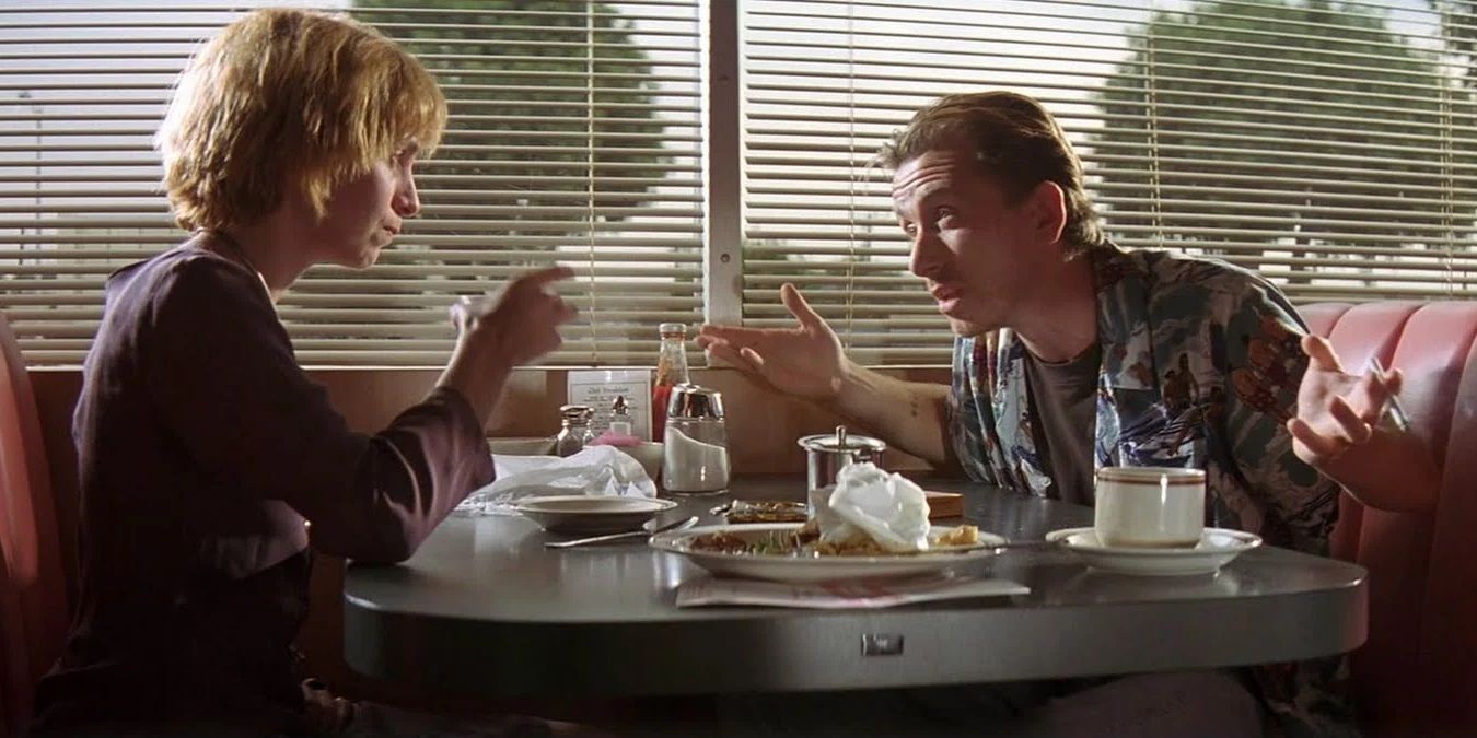 Pumpkin and Honey Bunny sit in a diner in Pulp Fiction