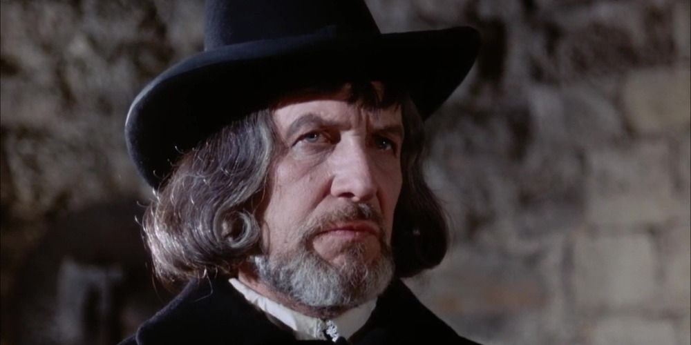 Vincent Price looks on in Witchfinder General 