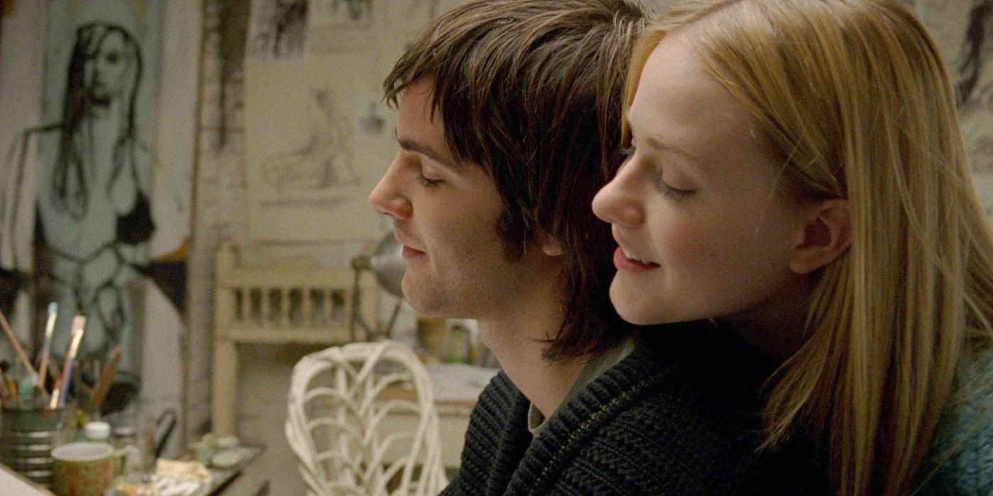 Jim Sturgess and Evan Rachel Wood hugging in Across the Universe