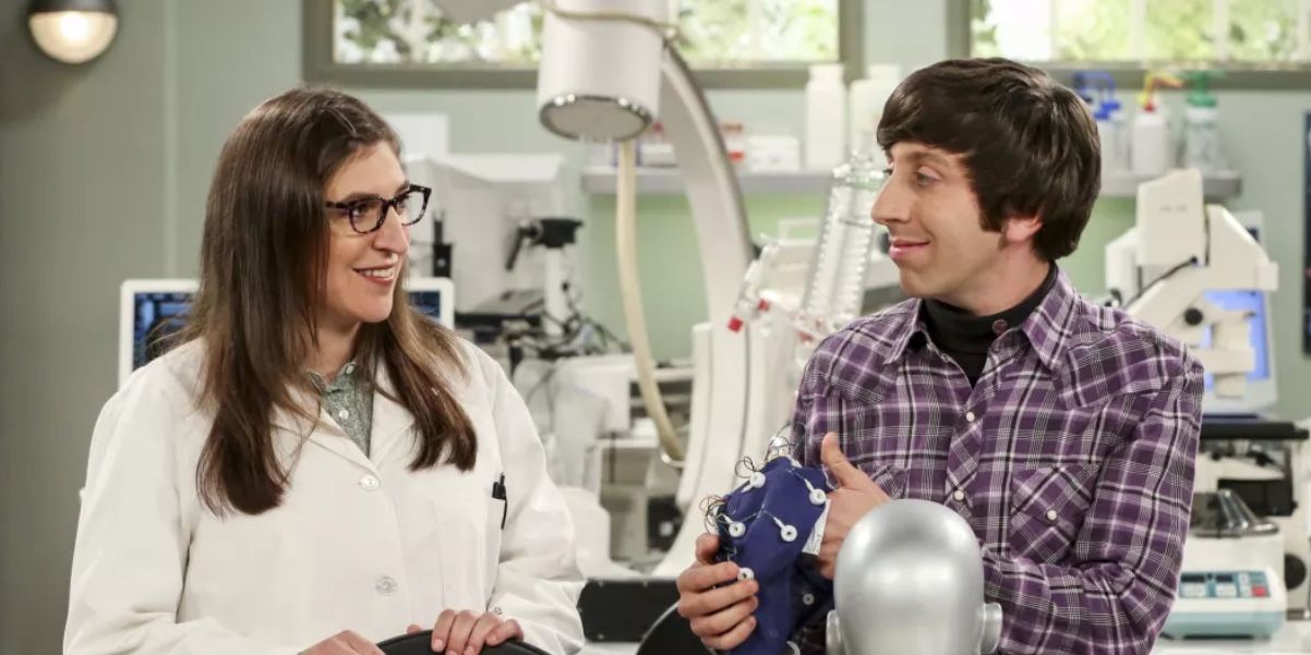 Amy and Howard smiling in her lab