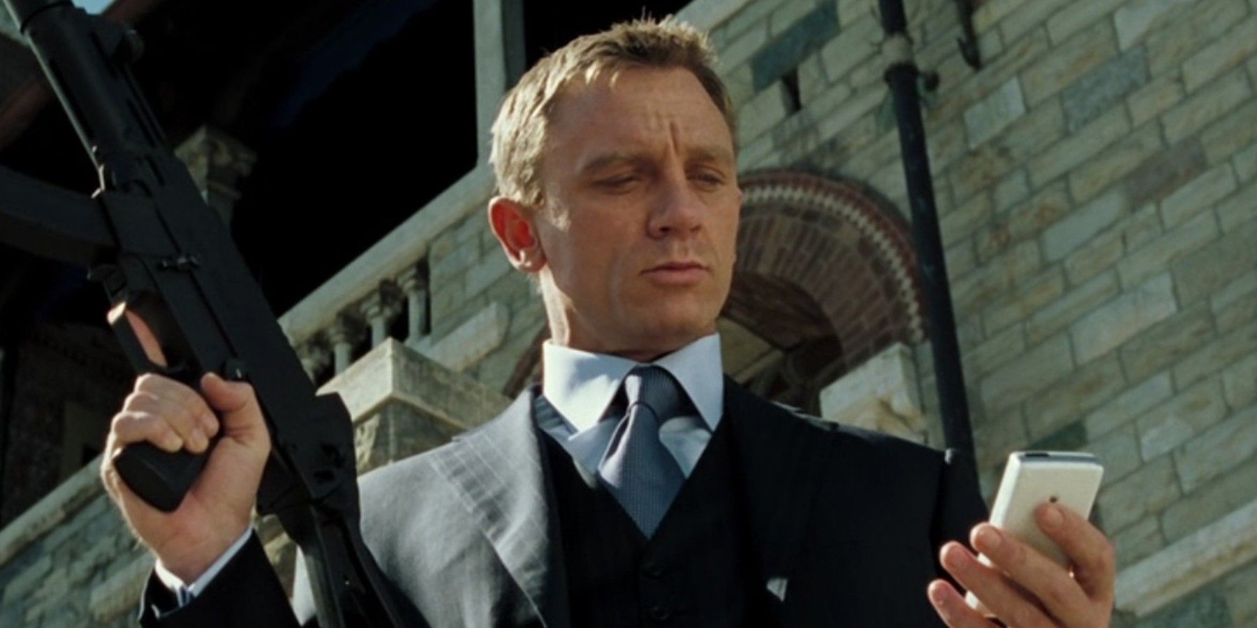 James Bond locates QUANTUM boss Mr. White 
