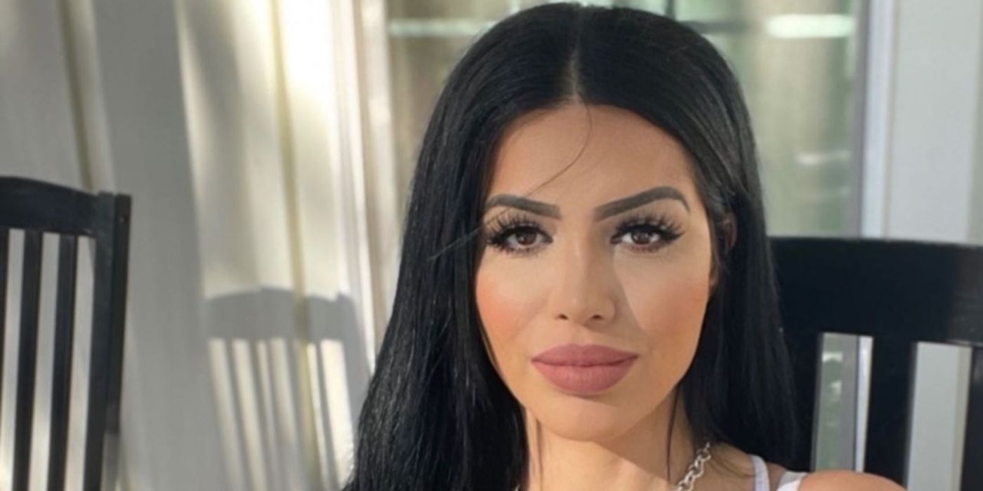 90 Day Fiance's Larissa Lima looking at the camera