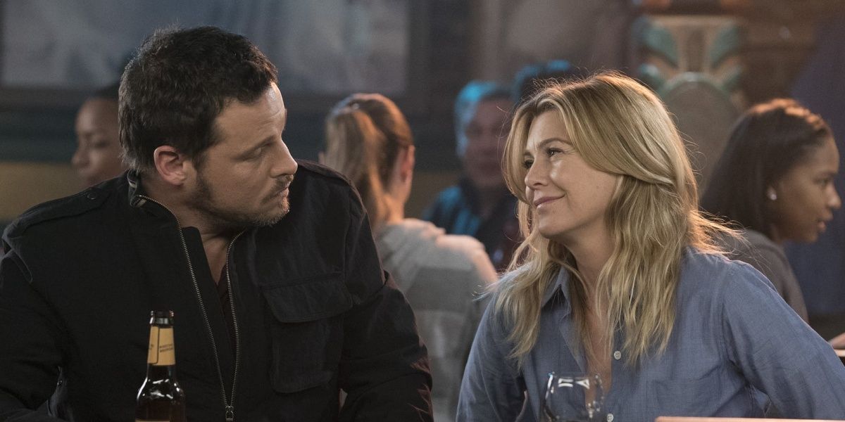 Alex and Meredith have a drink at Emerald City Bar in Grey's Anatomy