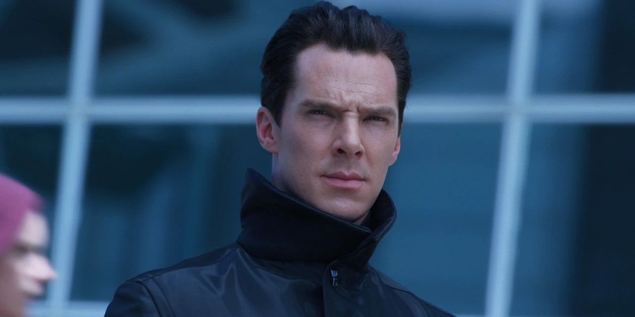 Benedict Cumberbatch looking mysterious in Star Trek Into Darkness