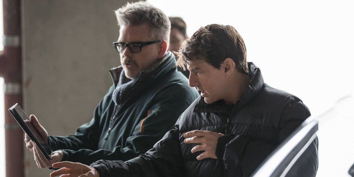 Christopher McQuarrie directing on set with Tom Cruise in Mission: Impossible