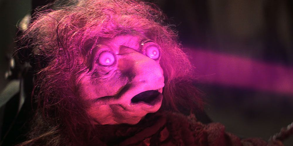 The Dark Crystal 10 Of The Creepiest Scenes From The 1982 Jim Henson Movie