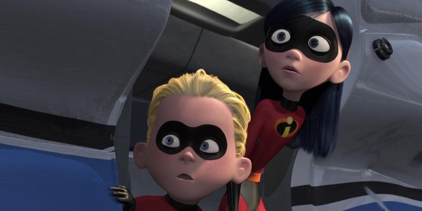 Dash and Violet look around a corner in The Incredibles