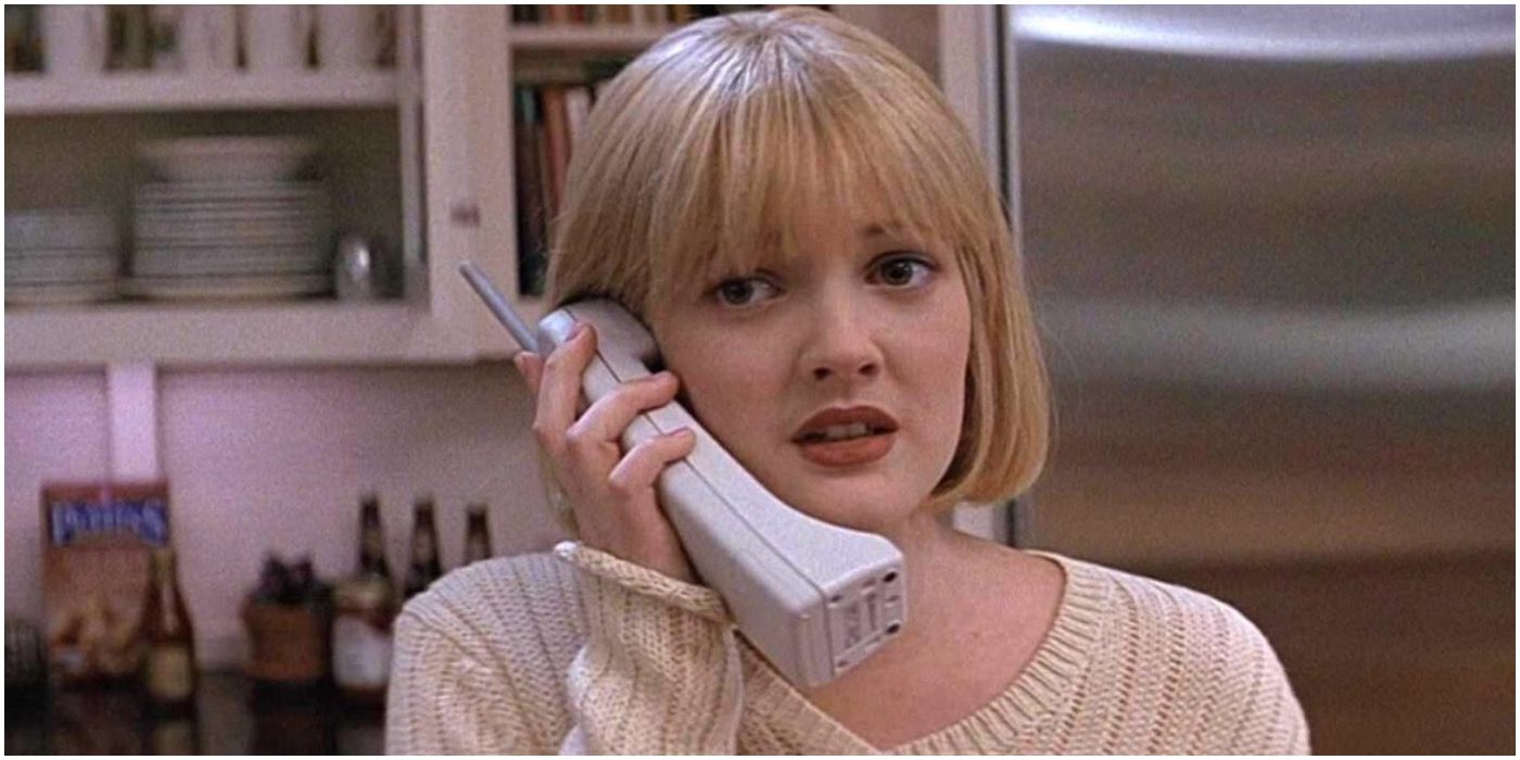 Casey talking on the phone and looking scared in the opening of Scream