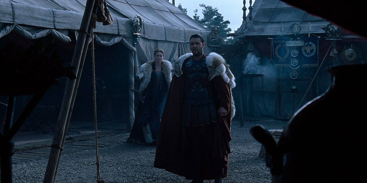 Maximus & Lucilla speaking outside of a tent in Gladiator.