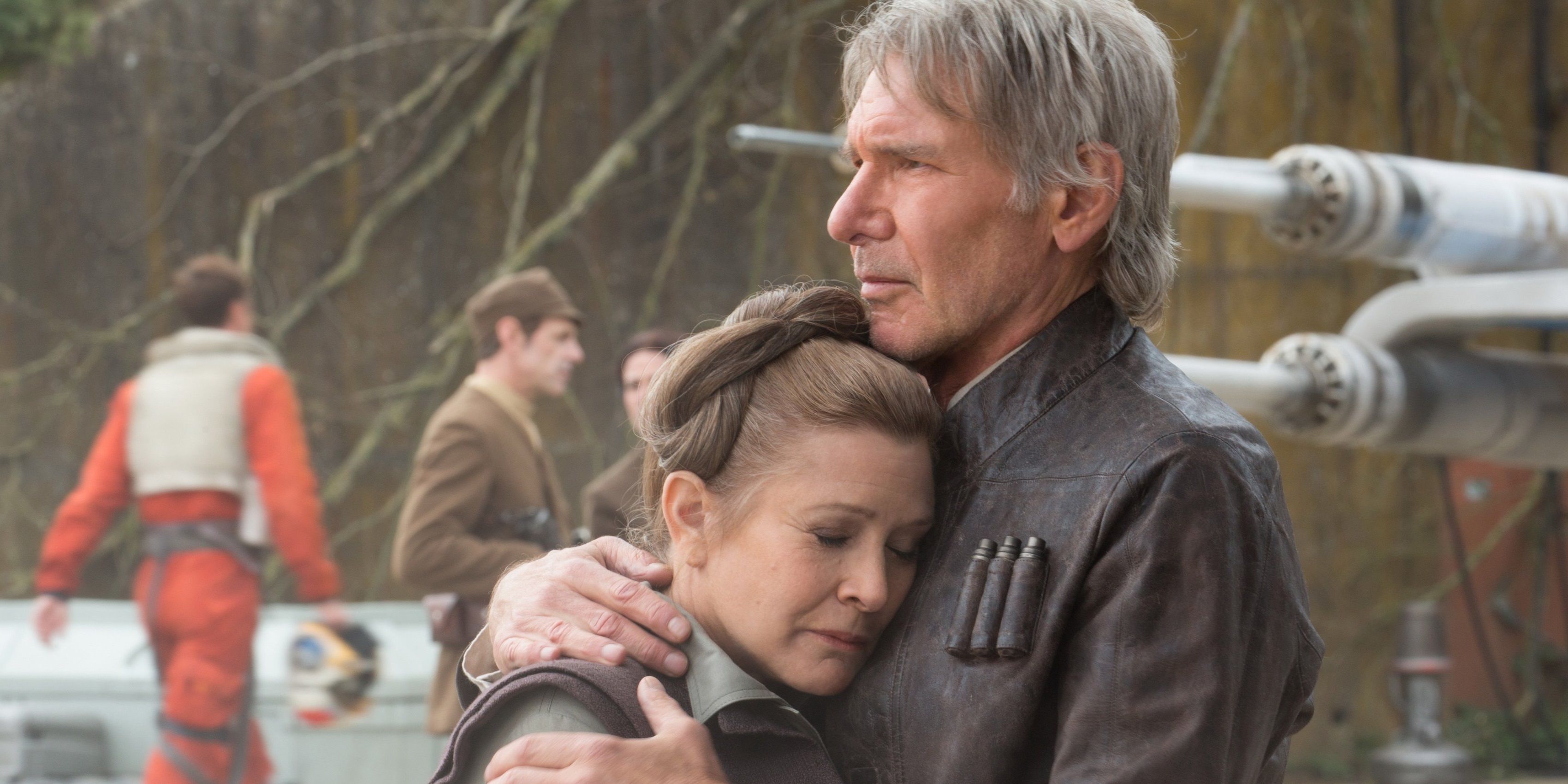 Han and Leia hug goodbye in The Force Awakens