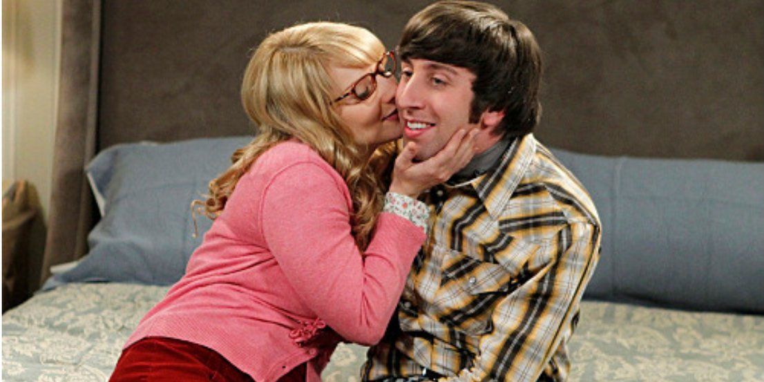 Bernadette kisses Howard on the cheek in TBBT