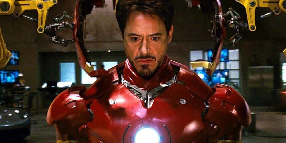 Robert Downey Jr. Tony Stark Iron Man Mark 3 Suit Up