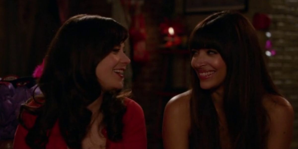 Jess And Cece In New Girl Season 2