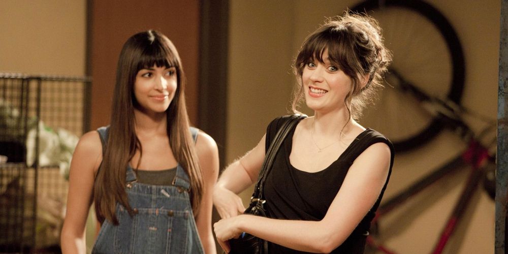 Jess and Cece talking in New Girl