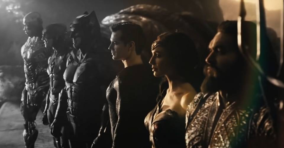 Justice-league-snyder-cut-black-and-white-1-1.jpg
