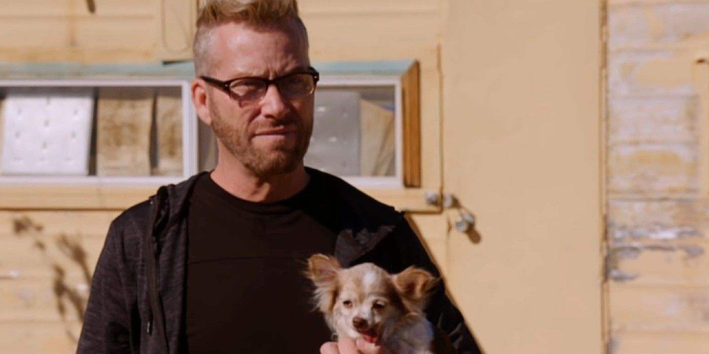 90 Day Fiance's Kenny Niedermeier holding his dog