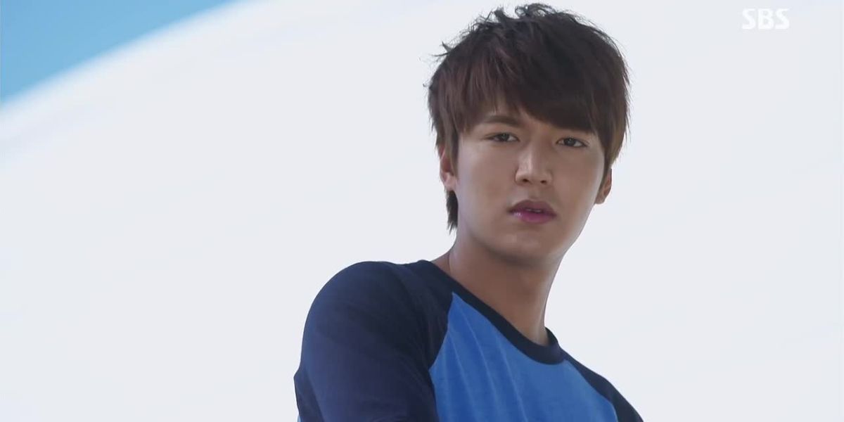 Lee Min-ho in The Heirs looks at the camera with an intense smolder.