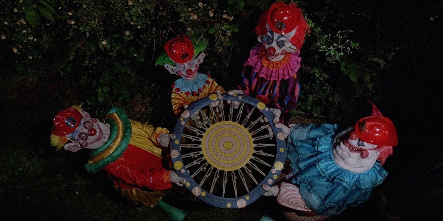 Klowns-with-Trampoline-from-Killer-Klowns-From-Outer-Space