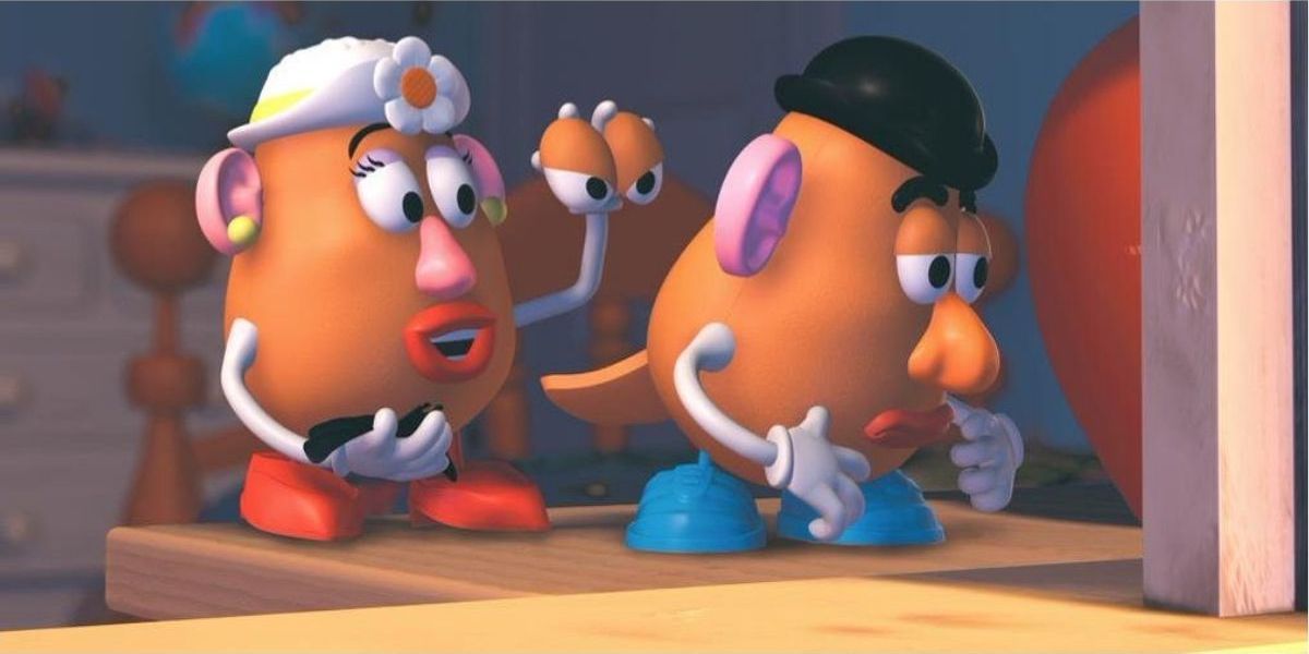 Mrs.Potato head packing Mr.Potato head