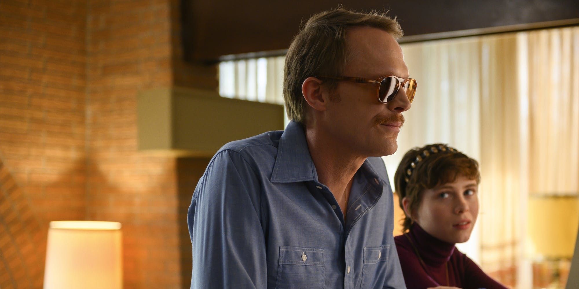 Paul Bettany and Sophia Lillis in Uncle Frank